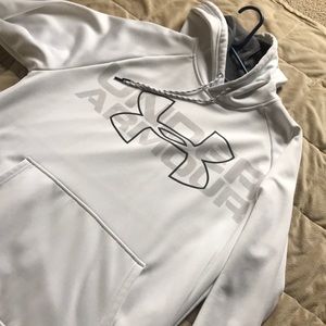 Under Armour Fleece Sweatshirt